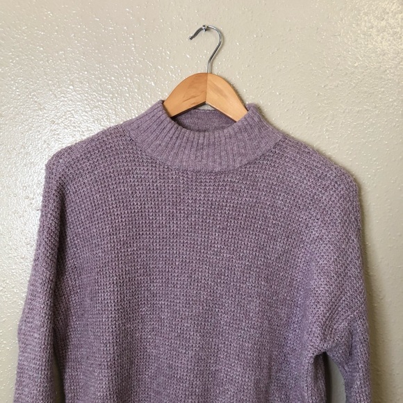 Oversized American Eagle Sweater with High Neck - Picture 3 of 5